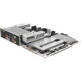 SAPPHIRE NITRO+ X870EA WIFI7 Phantom Link Polar, Mainboard weiß/schwarz