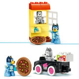 LEGO 10469 DUPLO Bluey Pizza-Schwestern mit Muffin und Bluey, Konstruktionsspielzeug 