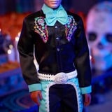 Mattel Barbie Signature Día de Muertos 2024 - Ken-Puppe im schwarzen Anzug mit Hut 