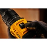 Stanley Akku-Schlagbohrschrauber  (SFMCD716D1T-QW), 18Volt schwarz/gelb, Li-Ion-Akku 2,0Ah, Pro-Stack Koffer