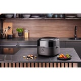 Hisense Heißluftfritteuse HAF1350DR schwarz, 1.350 Watt, Korb 6,7 Liter, mit Sichtfenster
