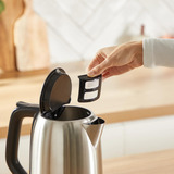 Tefal KO5S0DE Subito , Wasserkocher edelstahl/schwarz, 2.400 Watt, 1,7 Liter