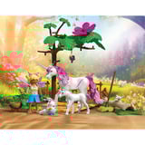 PLAYMOBIL 71839 Magic Unicorns: Einhorn-Stall für Mama und Fohlen, Konstruktionsspielzeug 