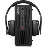 Lenovo ThinkStation P3 Ultra SFF Gen 2 (30J50024GE), PC-System schwarz, Windows 11 Pro