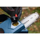 Bosch Professional Akku-Astsäge GKE 18V-15 Prodessional solo, 18Volt, Kettensäge blau, ohne Akku und Ladegerät