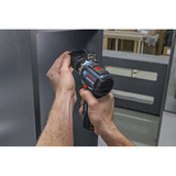 Bosch Professional Akku-Bohrschrauber GSR 12V-32 FC Professional, 12Volt blau/schwarz, 2x Li-Ionen Akku 2,0Ah, L-BOXX, Metallbohrfutteraufsatz, Winkelaufsatz, Exzenteraufsatz 