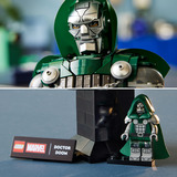 LEGO 76345 Marvel Super Heroes Doctor Doom Büste, Konstruktionsspielzeug 