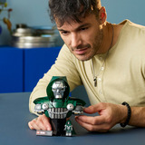 LEGO 76345 Marvel Super Heroes Doctor Doom Büste, Konstruktionsspielzeug 