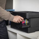 Brother Tinte schwarz LC527XLBK 