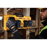 DEWALT Vierfach-Schnelladegerät DCB104 gelb/schwarz, für 10,8 V / 14,4 V / 18 V XR- bzw. XR FLEXVOLT Li-Ion-Akkus