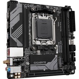 GIGABYTE B650I AX, Mainboard 