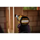 Stanley Akku-Bohrschrauber Kit (SFMCD714D2A-QW), 18Volt schwarz/gelb, 2x 2,0Ah Lithium-Ionen Akkus, 100 tlg. Zubehörset, Koffer