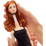 Mattel Barbie Basics Model 04 mit rotem Haar, schwarzem Kleid und Plateauschuhen, Puppe 