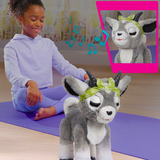 Just Play furReal Daisy Yoga-Ziege mit Bewegungs- und Soundfunktion, Kuscheltier 