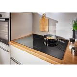 Respekta ASET121M7700, Herdset schwarz