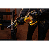 Stanley Akku-Säbelsäge (SFMCS311M1T-QW), 18Volt schwarz/gelb, Li-Ion-Akku 4,0Ah, Pro-Stack Koffer