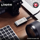 Kingston XS2000 Portable SSD 1 TB, Externe SSD silber/schwarz, USB-C 3.2 Gen 2x2 (20 Gbit/s)