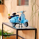 LEGO 10298 Creator Expert Vespa 125, Konstruktionsspielzeug Modellbausatz, Vintage Roller aus Italien, Set für Erwachsene zum Bauen und Ausstellen