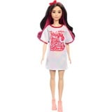 Mattel Barbie Fashionistas-Puppe mit weißem T-Shirt-Kleid 