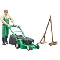 bruder bworld Gärtner mit Rasenmäher, Spielfigur